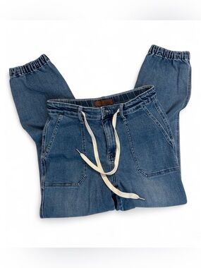 Judy Blue Washed Blue Denim Joggers with Cream Drawstring